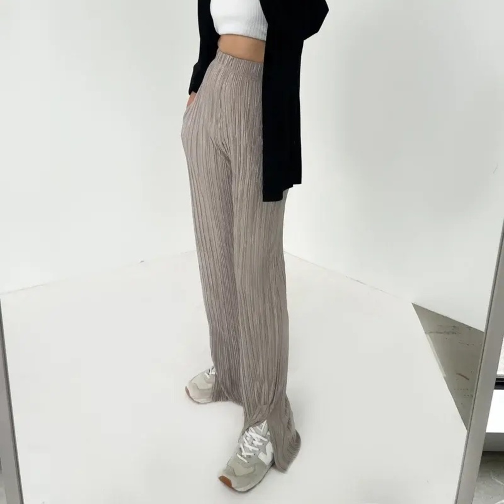 Oak + Fort pleated pants with slit - small - New with tag